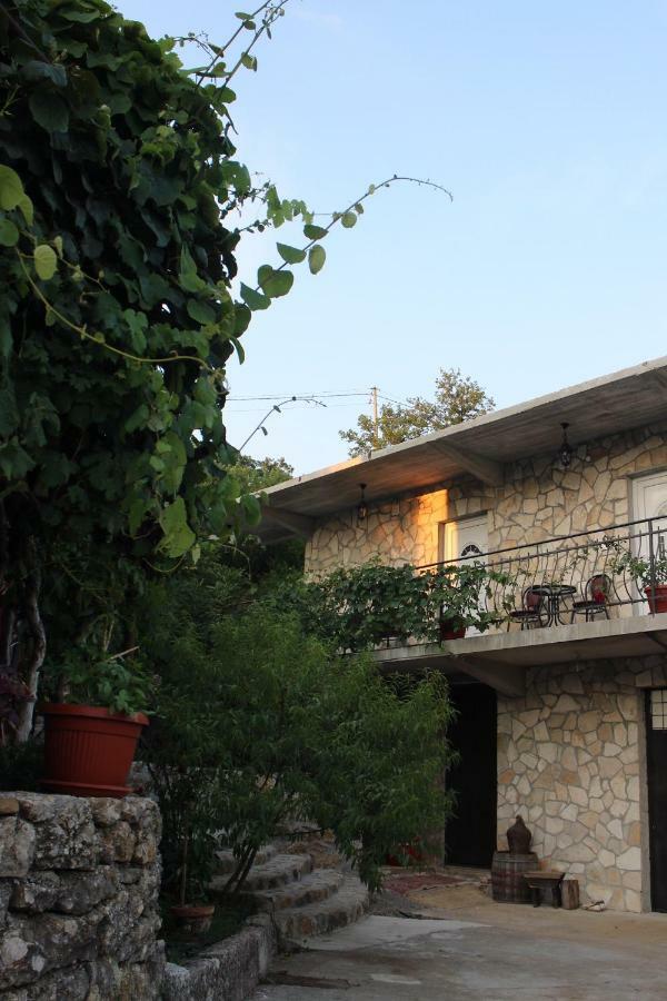 Studio And Winery Kalimut Virpazar Exterior foto