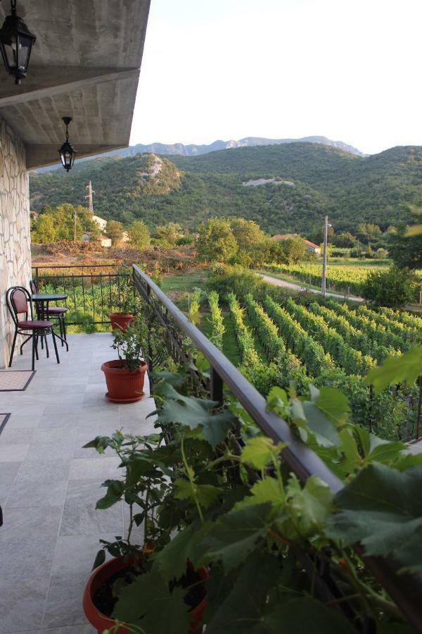 Studio And Winery Kalimut Virpazar Exterior foto